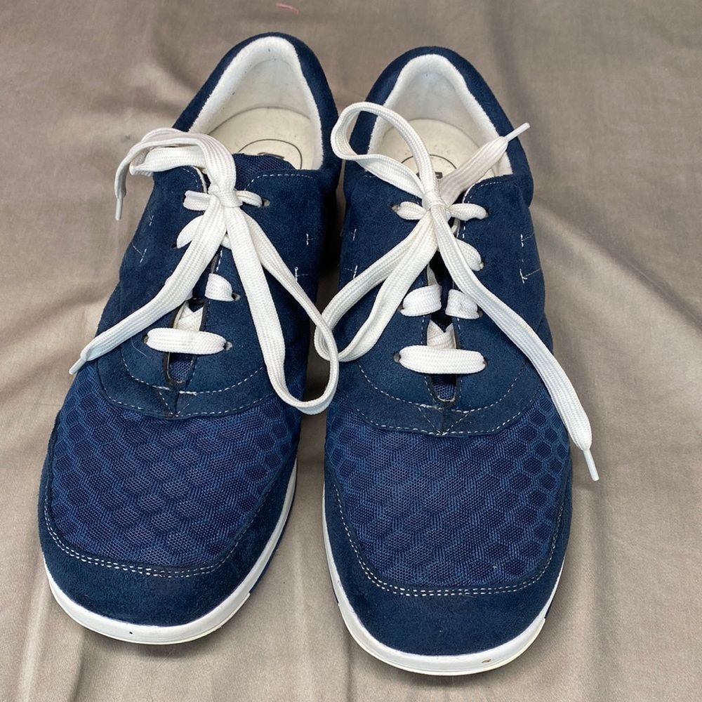 DREW shoes